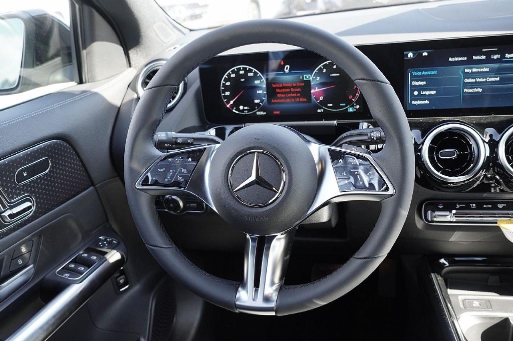 new 2026 Mercedes-Benz GLA 250 car, priced at $43,250