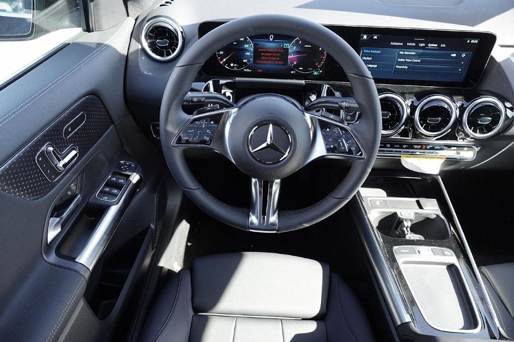 new 2026 Mercedes-Benz GLA 250 car, priced at $43,250