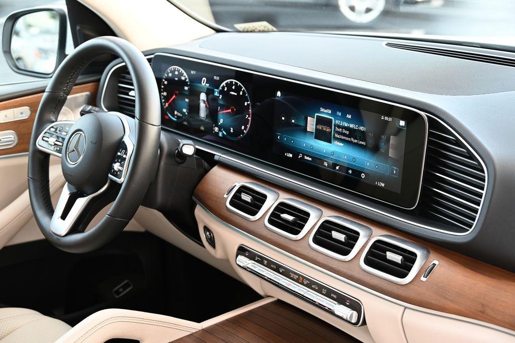 used 2022 Mercedes-Benz GLE 350 car, priced at $44,109