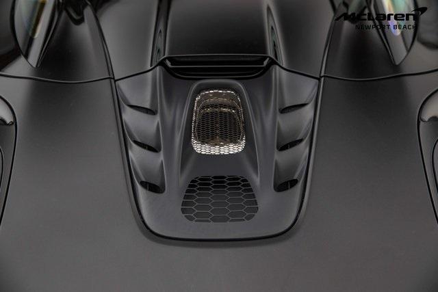 new 2025 McLaren Artura car, priced at $316,808