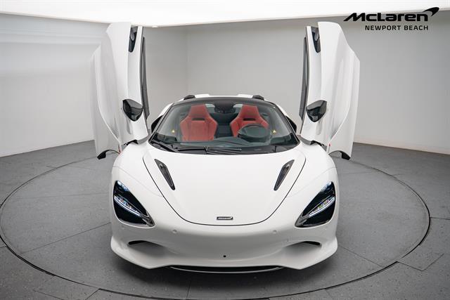new 2026 McLaren 750S car, priced at $409,400