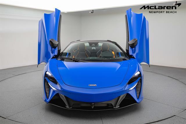 new 2025 McLaren Artura car, priced at $329,848