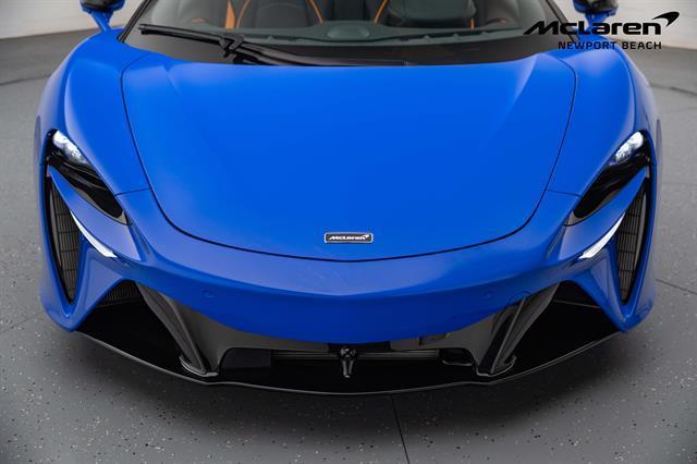 new 2025 McLaren Artura car, priced at $329,848