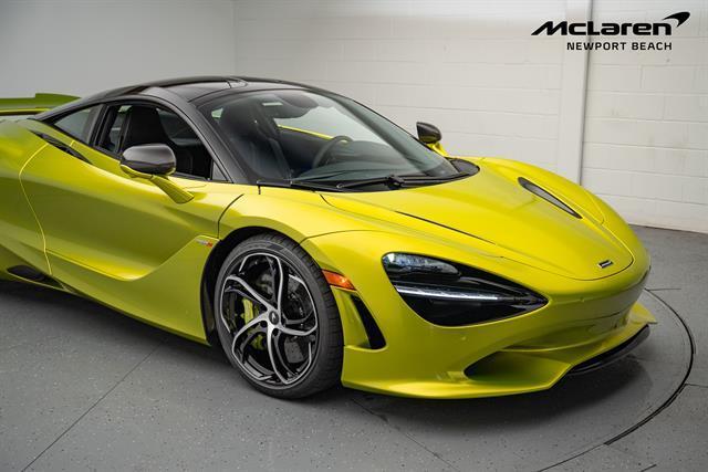 new 2026 McLaren 750S car, priced at $424,250
