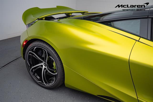 new 2026 McLaren 750S car, priced at $424,250