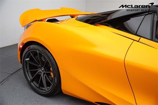 new 2025 McLaren 750S car, priced at $405,290