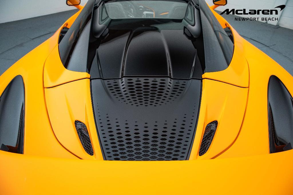 new 2025 McLaren 750S car, priced at $405,290