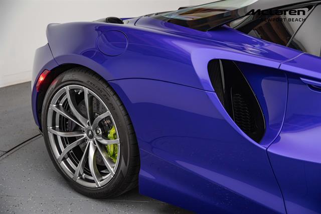 new 2025 McLaren Artura car, priced at $322,750