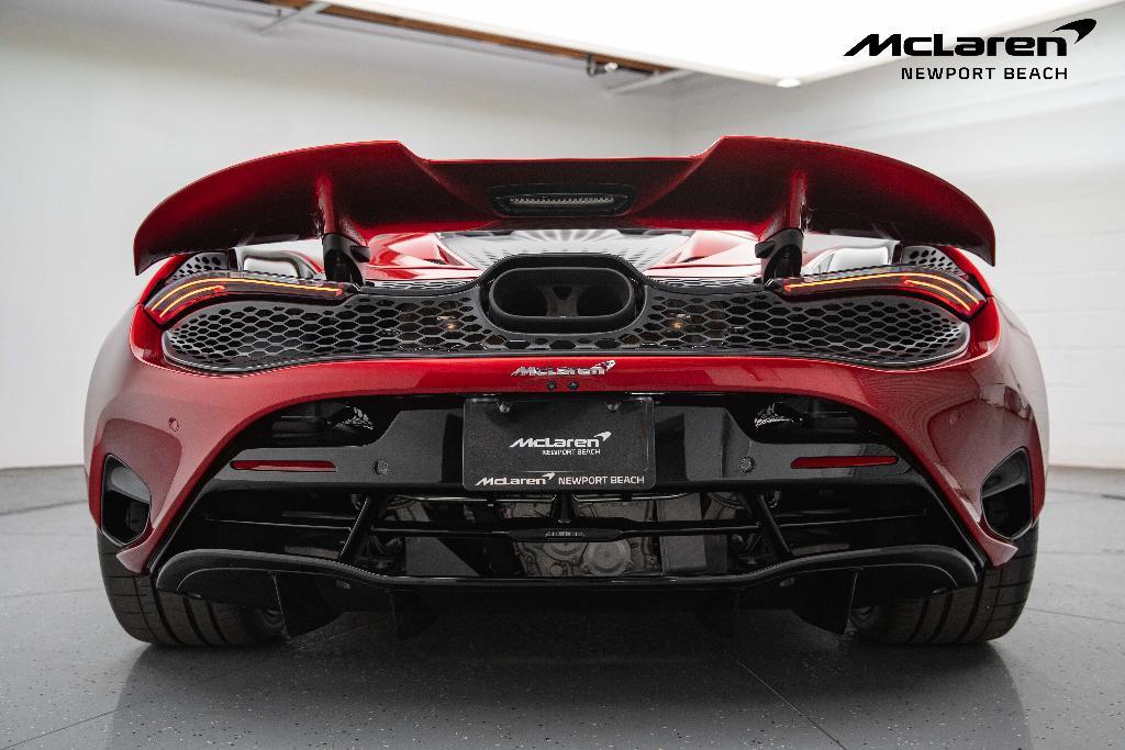 new 2025 McLaren 750S car, priced at $417,353