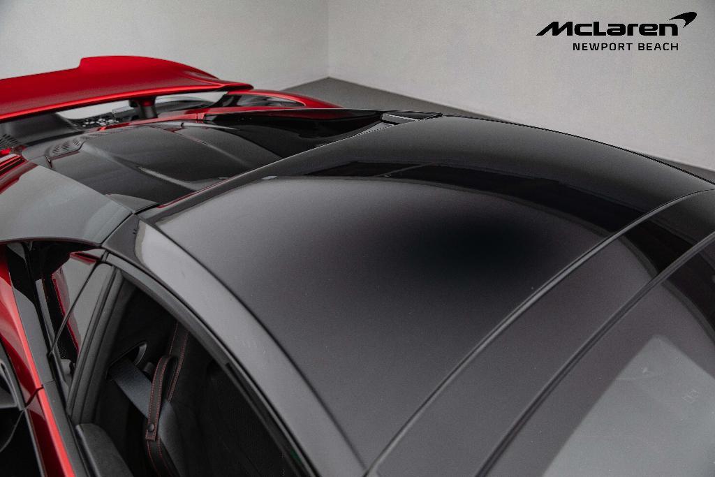 new 2025 McLaren 750S car, priced at $417,353