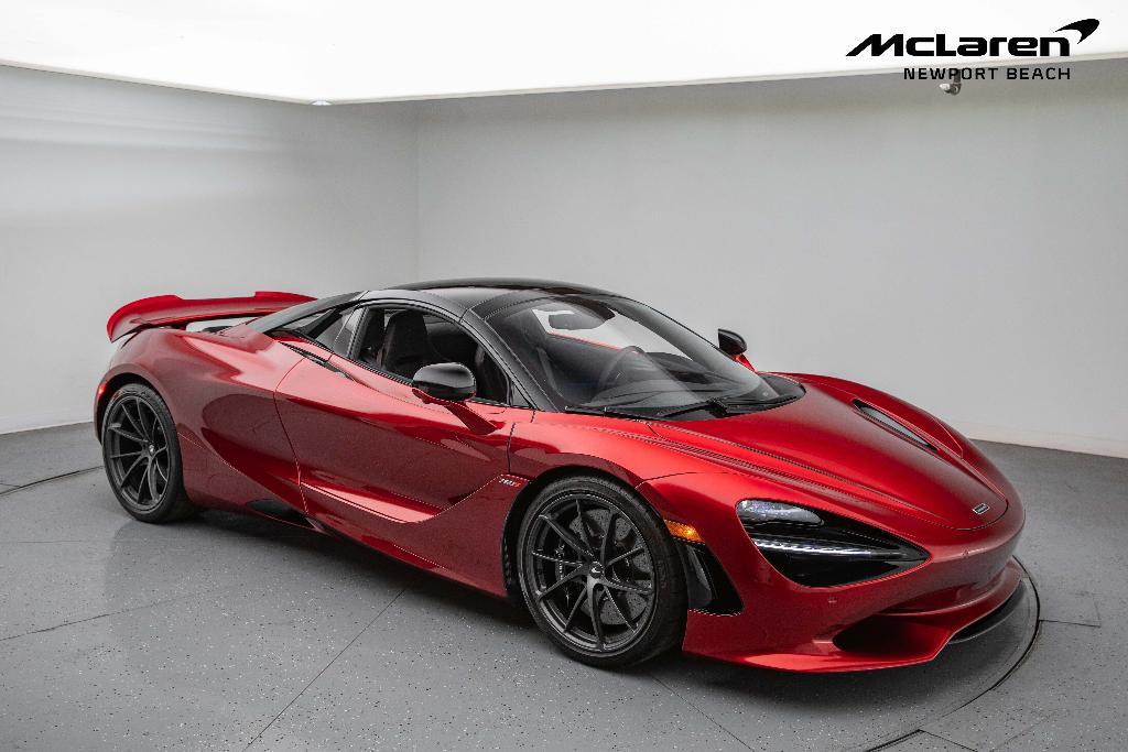 new 2025 McLaren 750S car, priced at $417,353