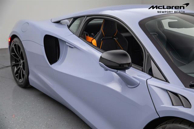 new 2025 McLaren Artura car, priced at $300,390