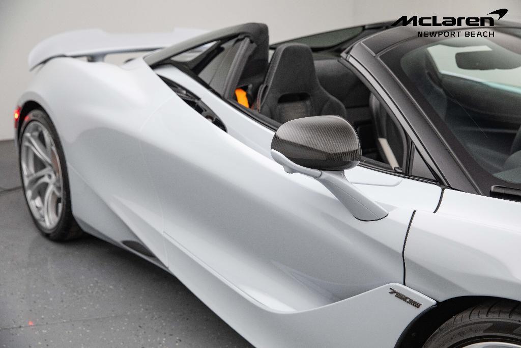 new 2025 McLaren 750S car, priced at $478,890