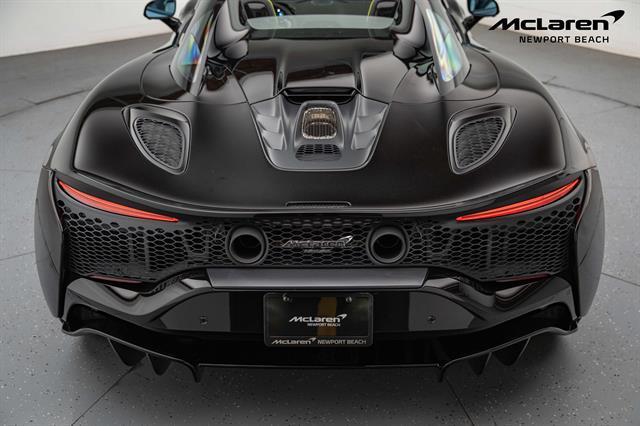 new 2025 McLaren Artura car, priced at $316,808