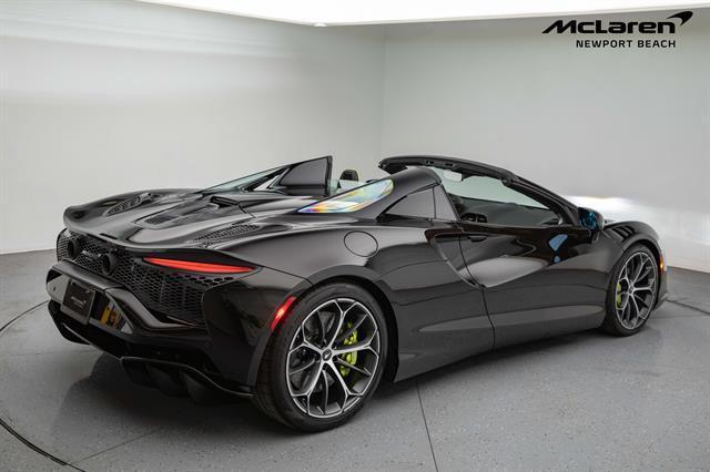 new 2025 McLaren Artura car, priced at $316,808
