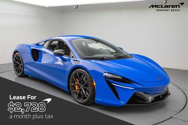new 2025 McLaren Artura car, priced at $303,208