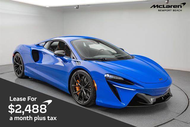 new 2025 McLaren Artura car, priced at $303,208
