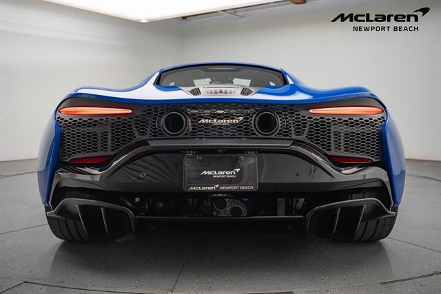 new 2025 McLaren Artura car, priced at $303,208