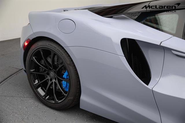new 2025 McLaren Artura car, priced at $328,176