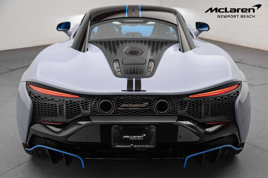new 2025 McLaren Artura car, priced at $328,176