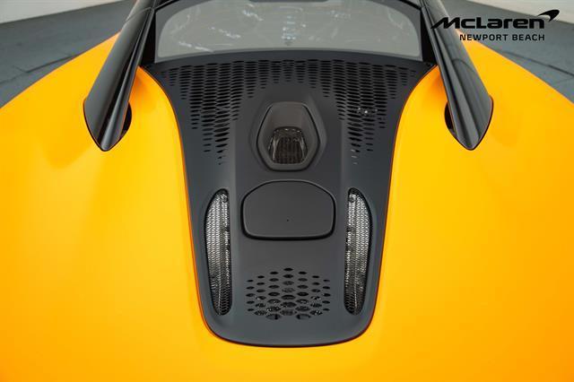new 2025 McLaren Artura car, priced at $290,658