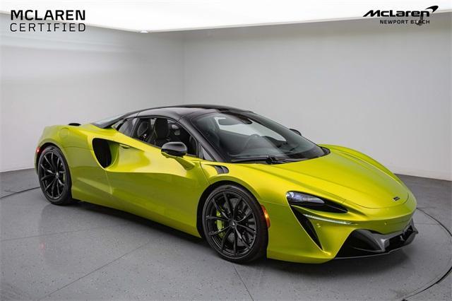 used 2025 McLaren Artura car, priced at $278,908