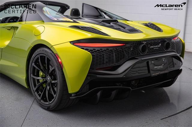 used 2025 McLaren Artura car, priced at $278,908