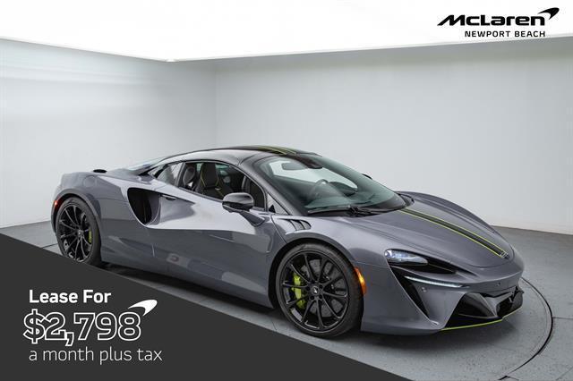 new 2025 McLaren Artura car, priced at $315,650