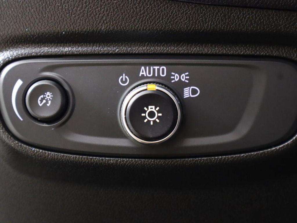 used 2021 Chevrolet Equinox car, priced at $17,995