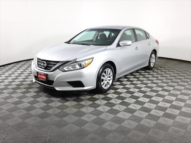 used 2016 Nissan Altima car