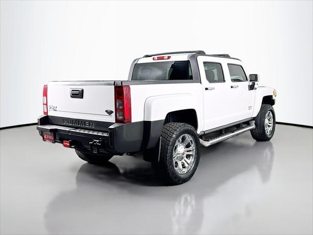 used 2009 Hummer H3T car, priced at $27,995