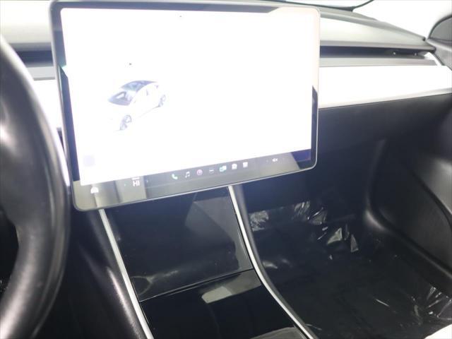 used 2019 Tesla Model 3 car