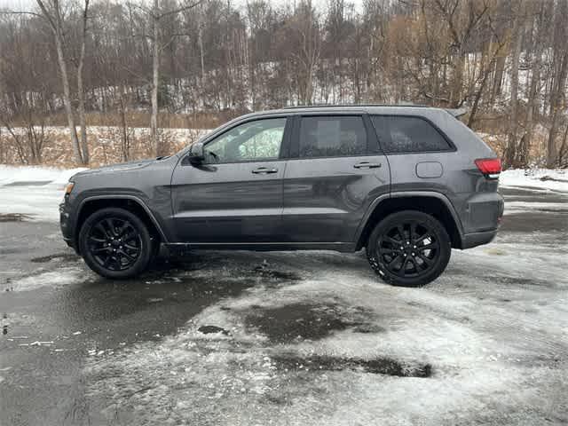 used 2017 Jeep Grand Cherokee car, priced at $18,861