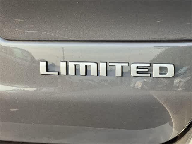 new 2024 Jeep Grand Cherokee L car, priced at $53,420