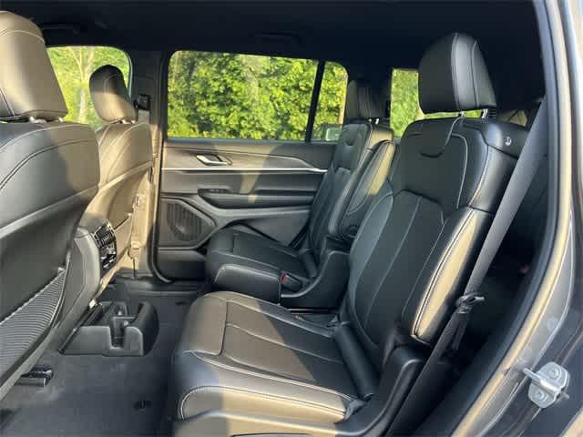 new 2024 Jeep Grand Cherokee L car, priced at $53,420