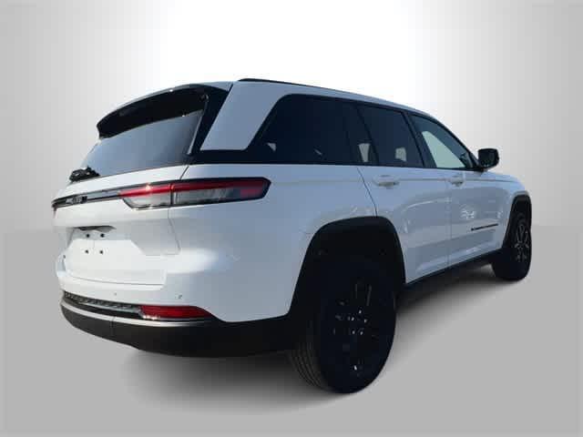 new 2025 Jeep Grand Cherokee car, priced at $42,305