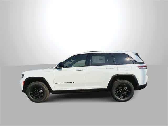 new 2025 Jeep Grand Cherokee car, priced at $42,305
