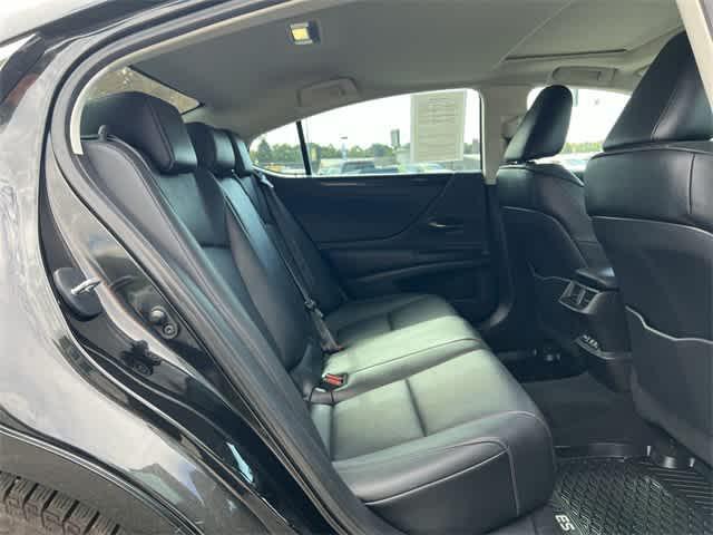 used 2019 Lexus ES 350 car, priced at $27,944