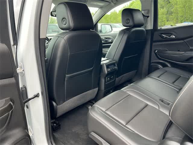 used 2022 GMC Acadia car, priced at $27,262