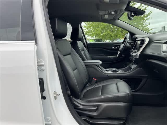used 2022 GMC Acadia car, priced at $27,262