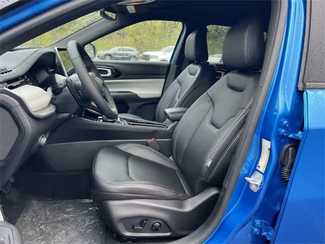 new 2025 Jeep Compass car, priced at $31,843