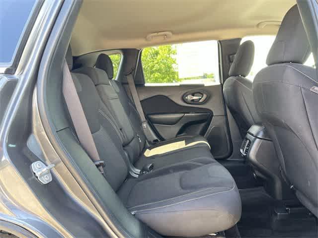 used 2017 Jeep Cherokee car, priced at $13,491