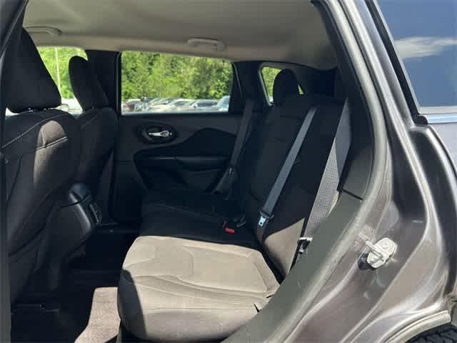used 2017 Jeep Cherokee car, priced at $13,491