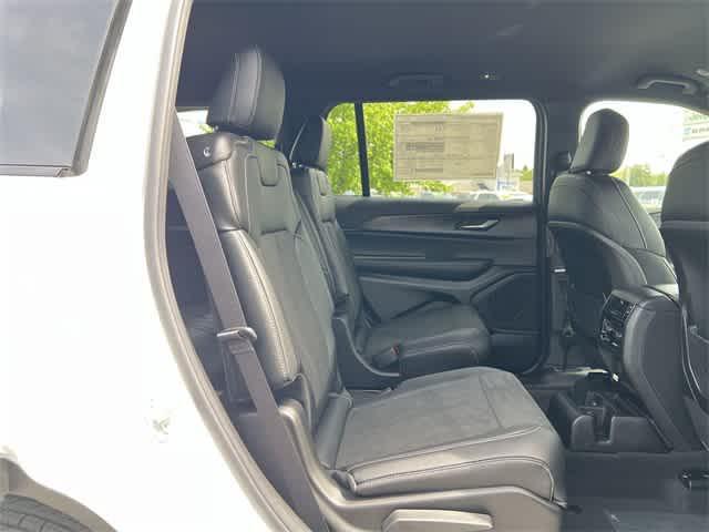 new 2025 Jeep Grand Cherokee L car, priced at $44,482