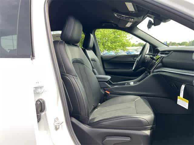 new 2025 Jeep Grand Cherokee L car, priced at $44,482