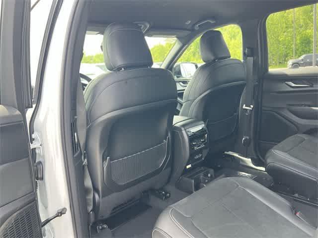 new 2025 Jeep Grand Cherokee L car, priced at $44,482