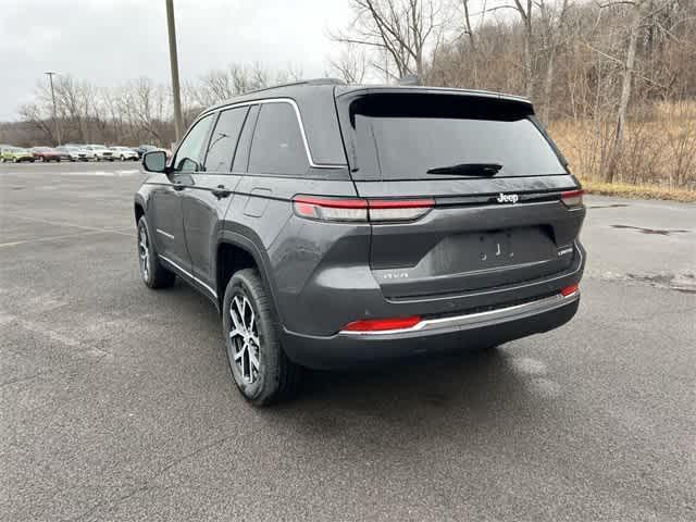 new 2025 Jeep Grand Cherokee car, priced at $44,295