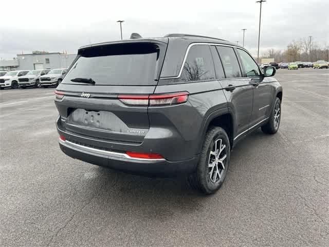 new 2025 Jeep Grand Cherokee car, priced at $44,295