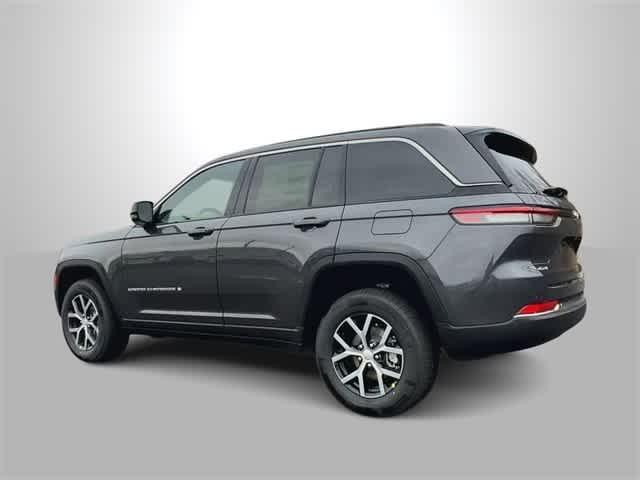 new 2025 Jeep Grand Cherokee car, priced at $44,295