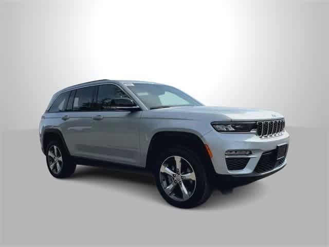 new 2024 Jeep Grand Cherokee car, priced at $47,415